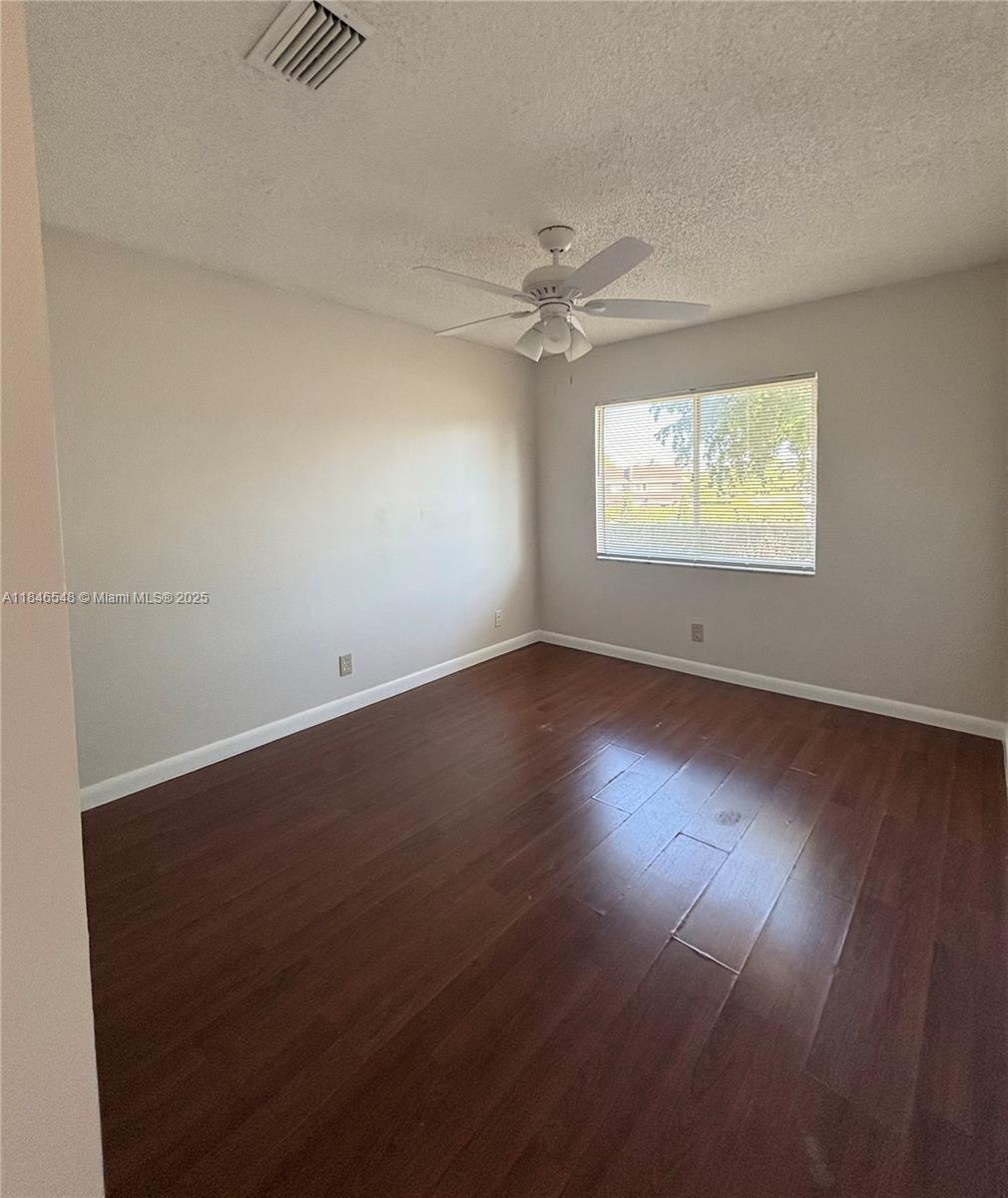 1399 Sussex Dr