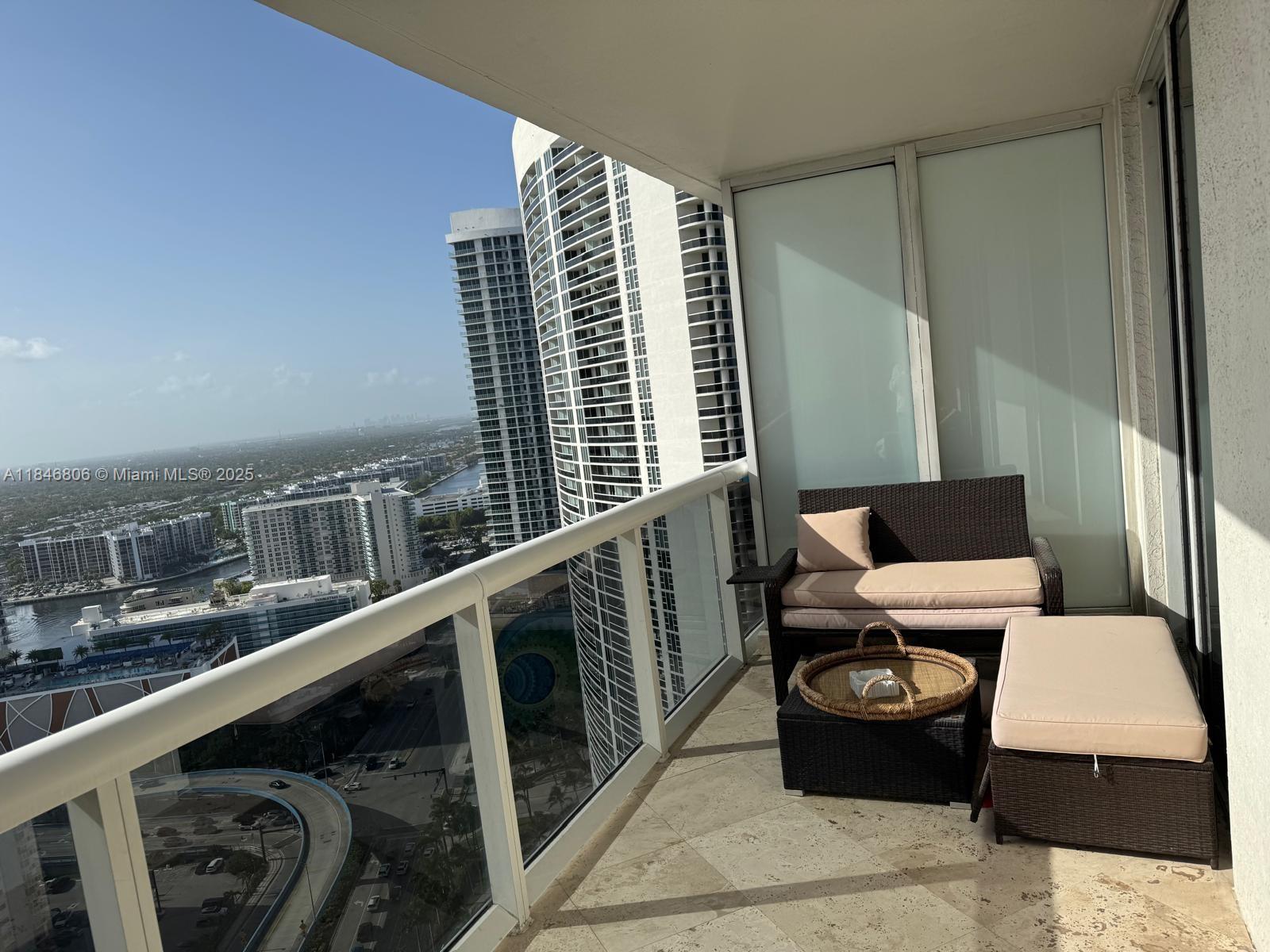 1850 S Ocean Dr # 3208