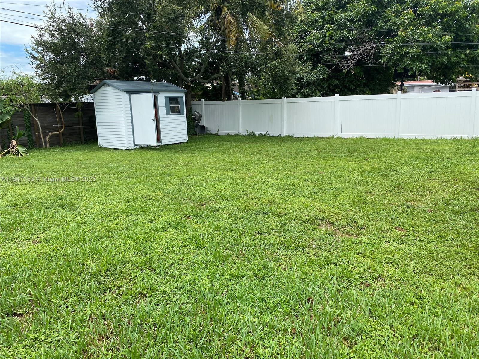 5616 Arthur St Unit: South