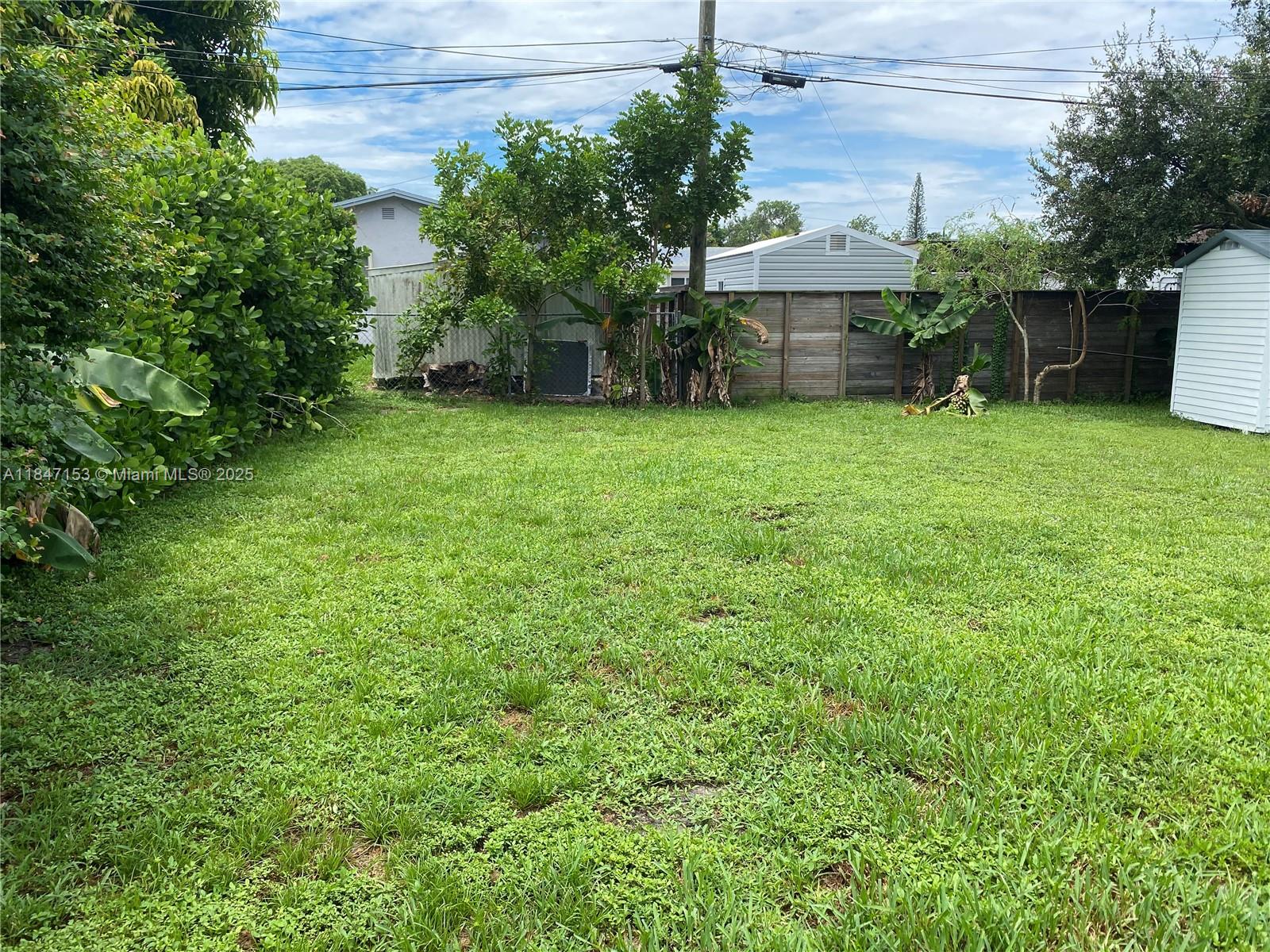 5616 Arthur St Unit: South
