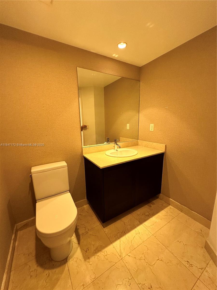 200 Sunny Isles Blvd # 501 Unit: 2-501