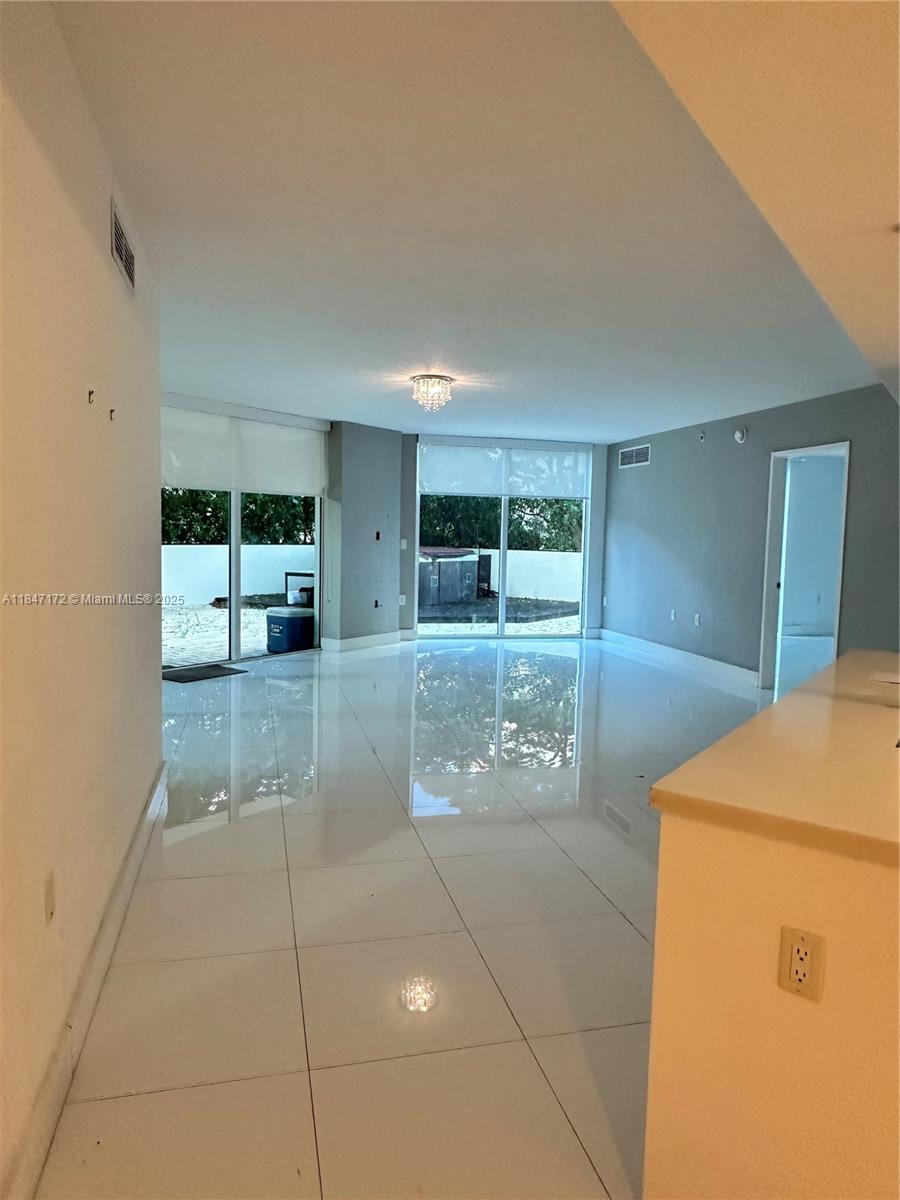 200 Sunny Isles Blvd # 501 Unit: 2-501