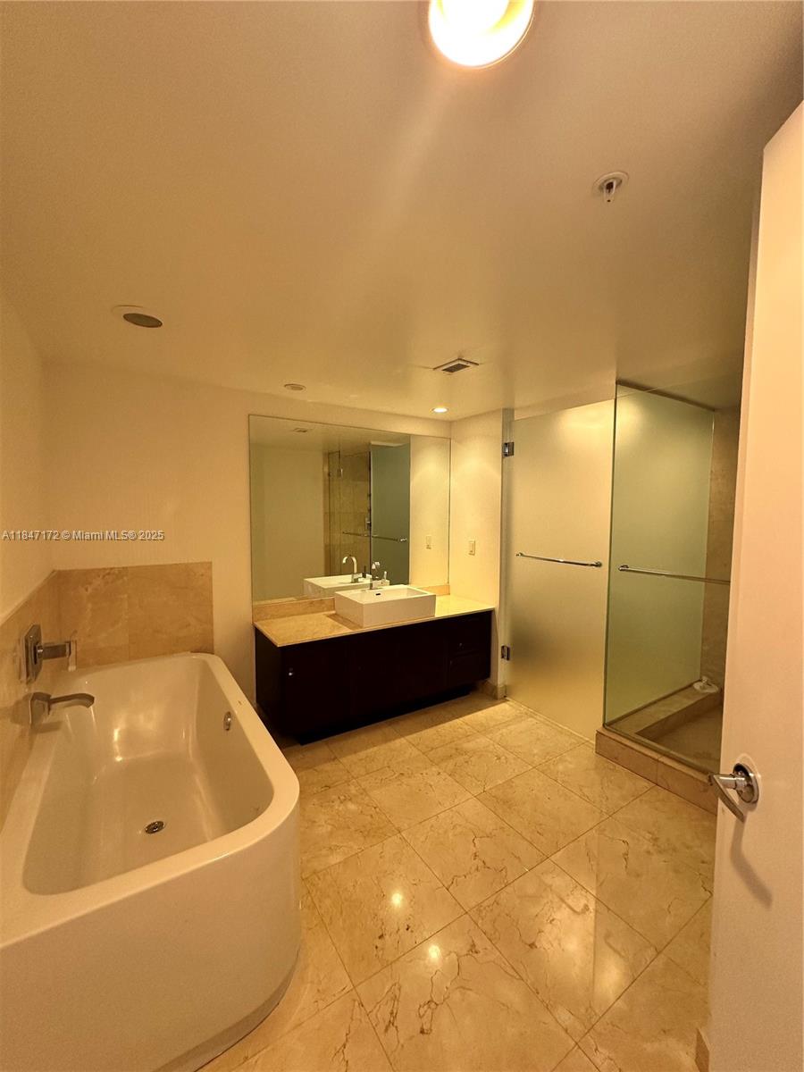 200 Sunny Isles Blvd # 501 Unit: 2-501