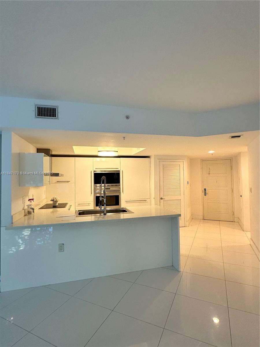200 Sunny Isles Blvd # 501 Unit: 2-501