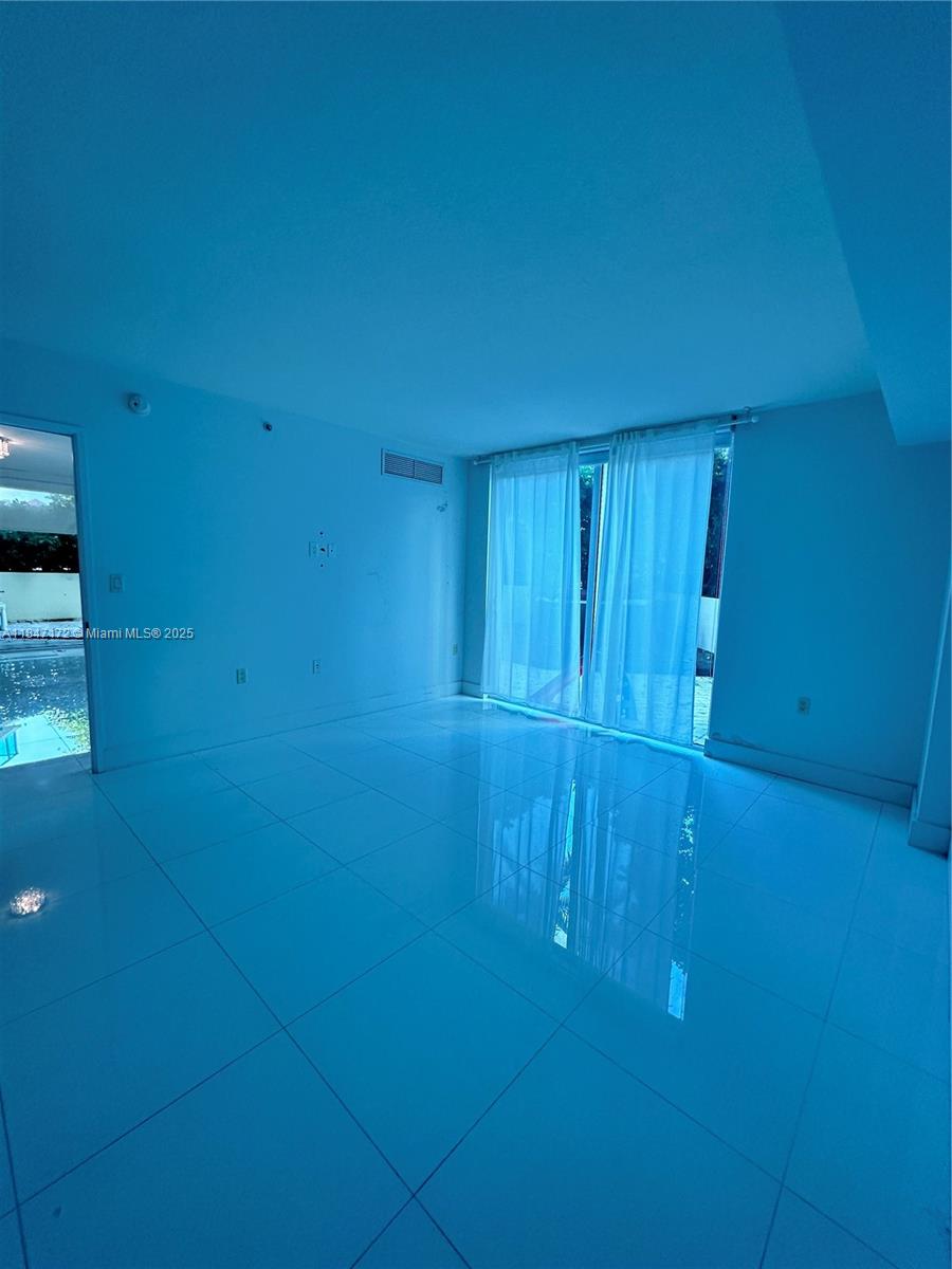 200 Sunny Isles Blvd # 501 Unit: 2-501