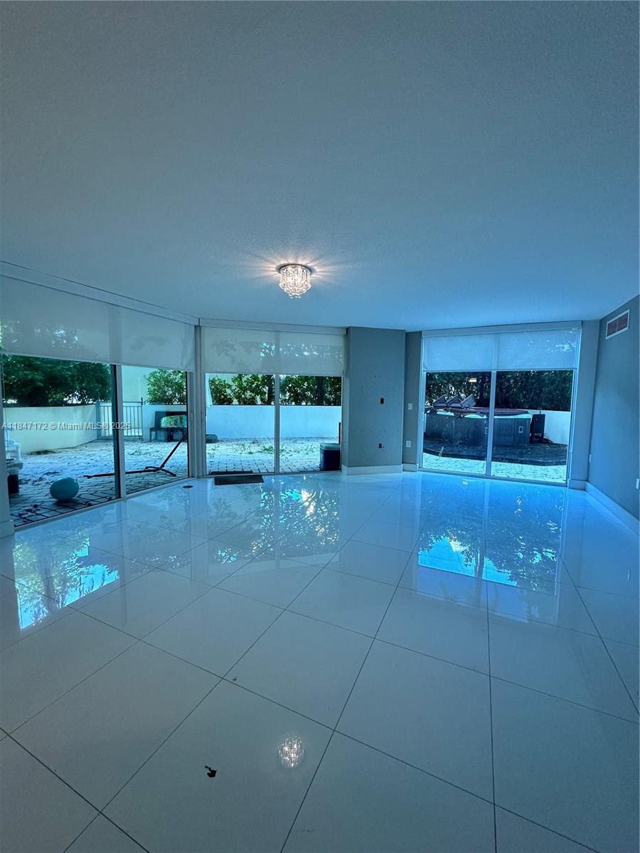 200 Sunny Isles Blvd # 501 Unit: 2-501