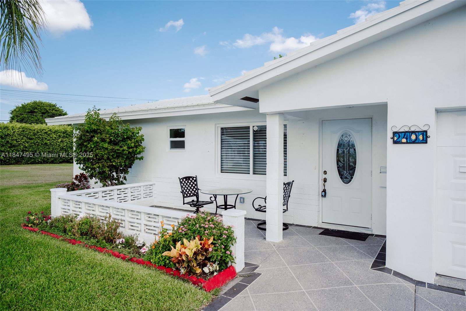 2401 SW 11th Ave