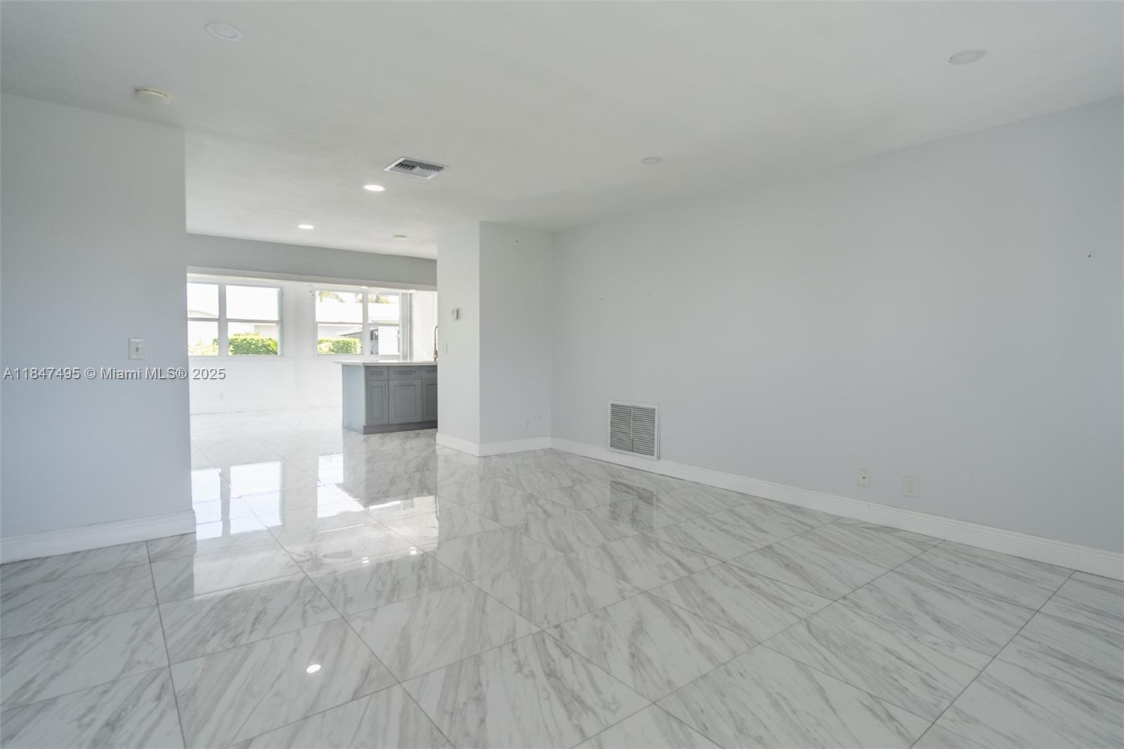 2401 SW 11th Ave