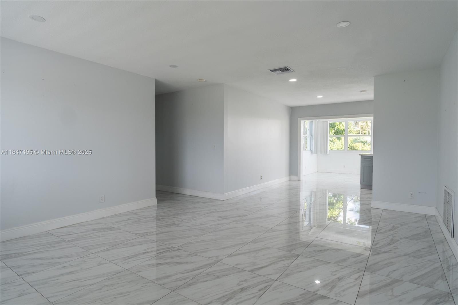 2401 SW 11th Ave