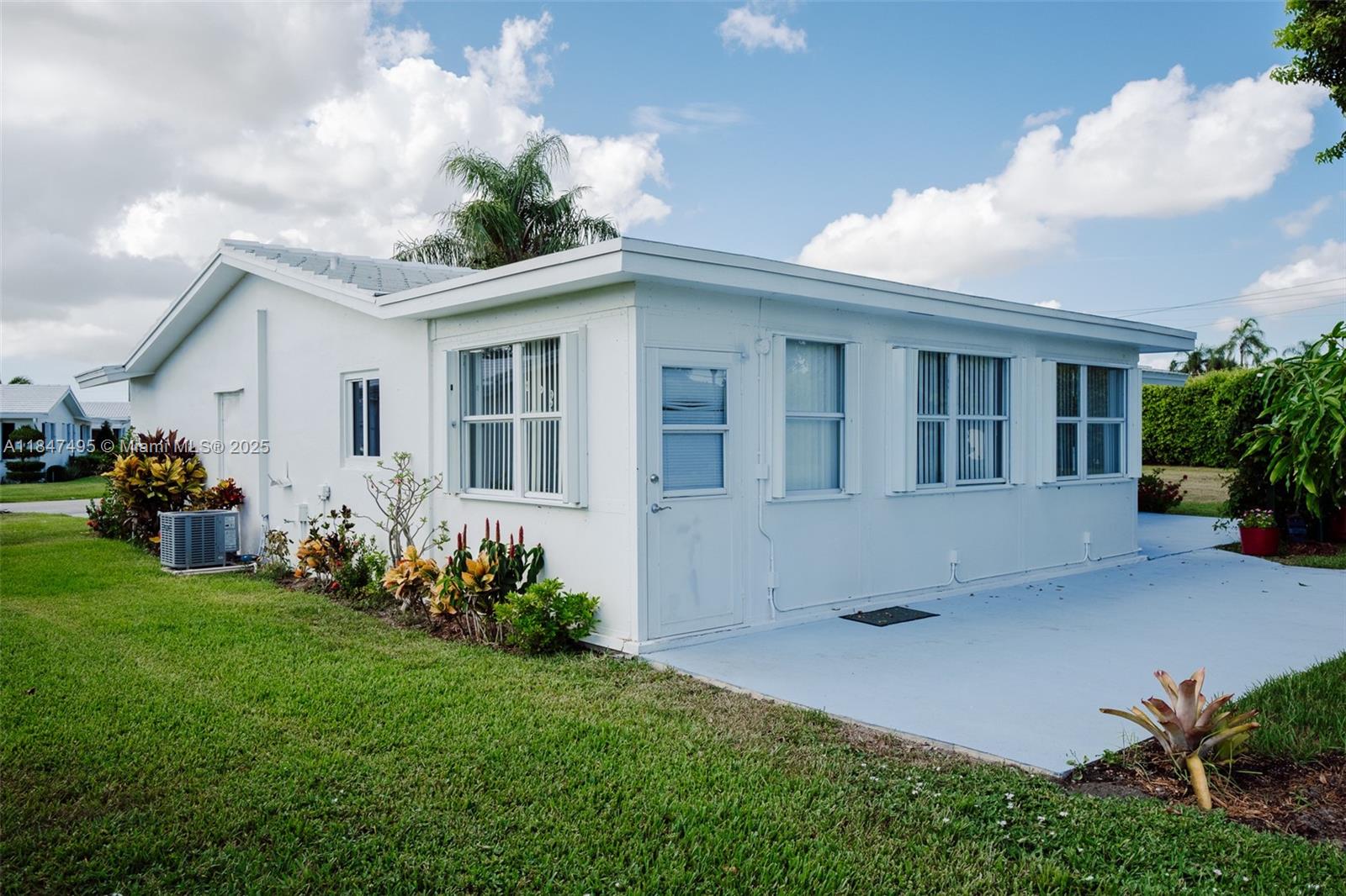 2401 SW 11th Ave