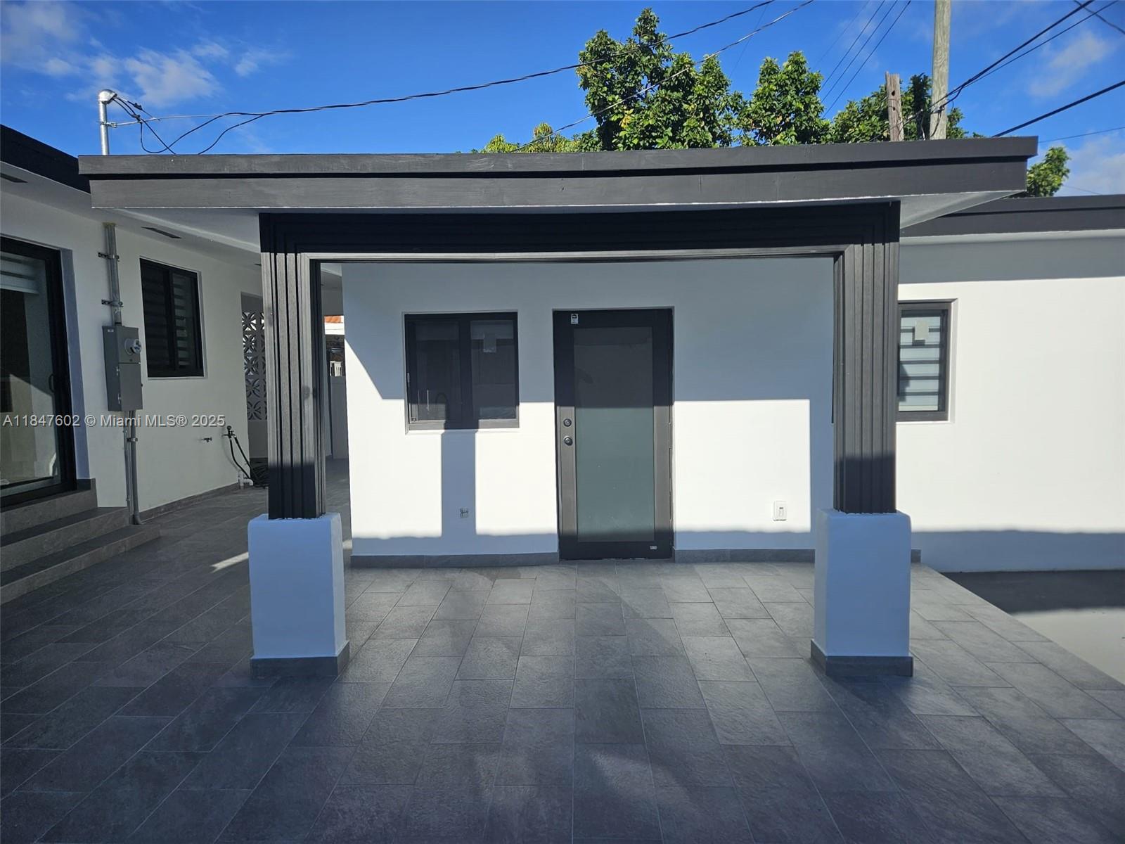 1754 SW 14th Ter # a