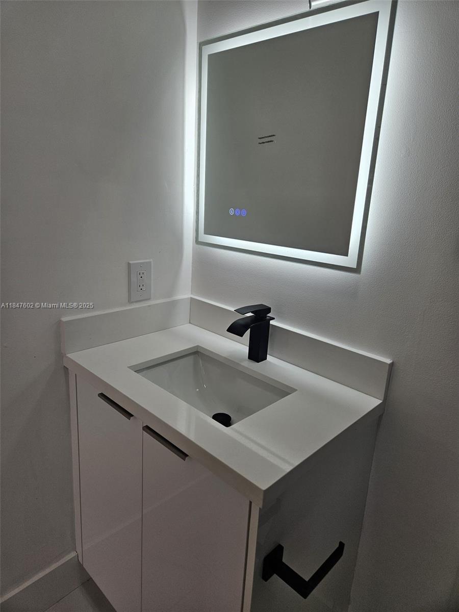 1754 SW 14th Ter # a