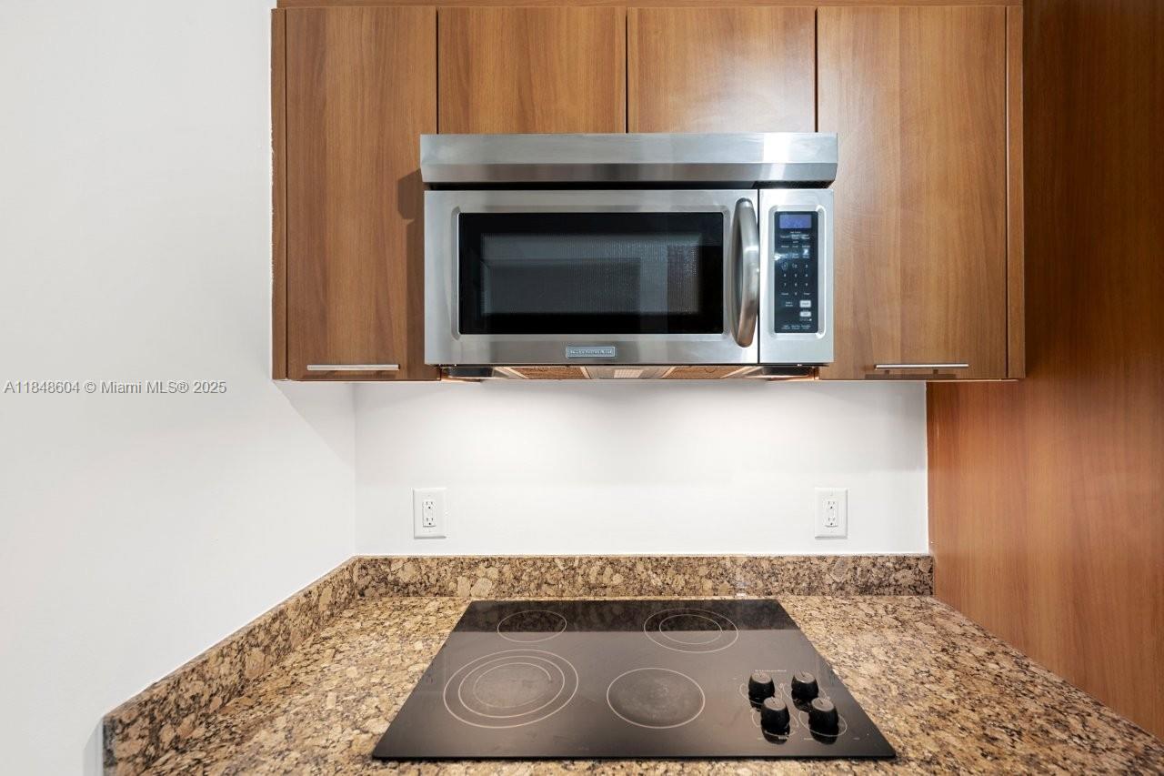 510 NW 84th Ave # 303