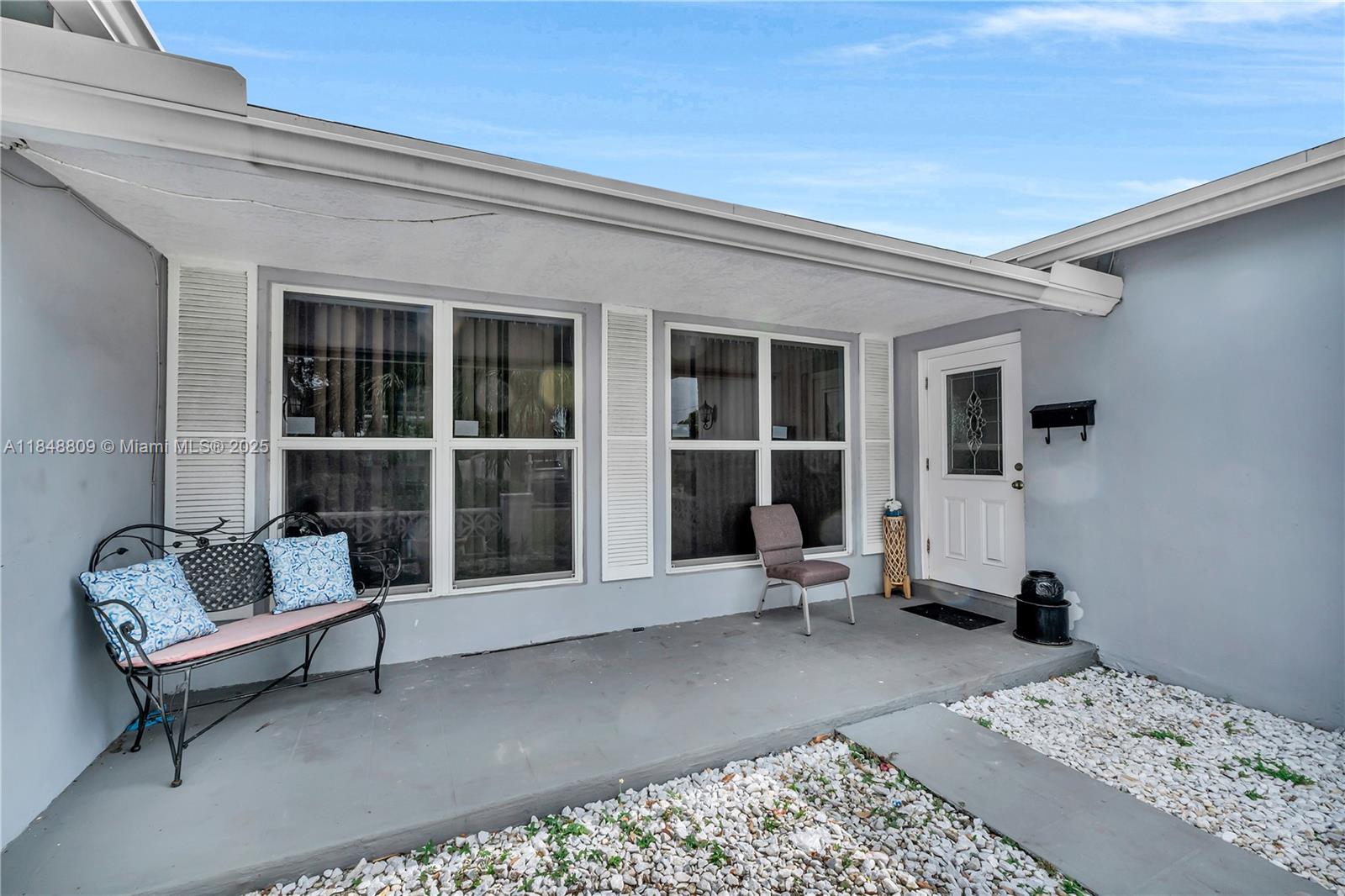 7637 Alhambra Blvd