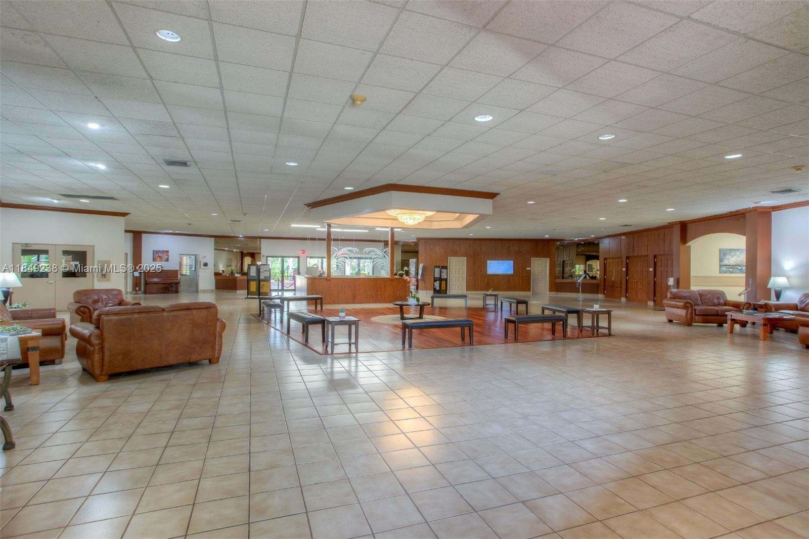 16210 Laurel Dr # 203