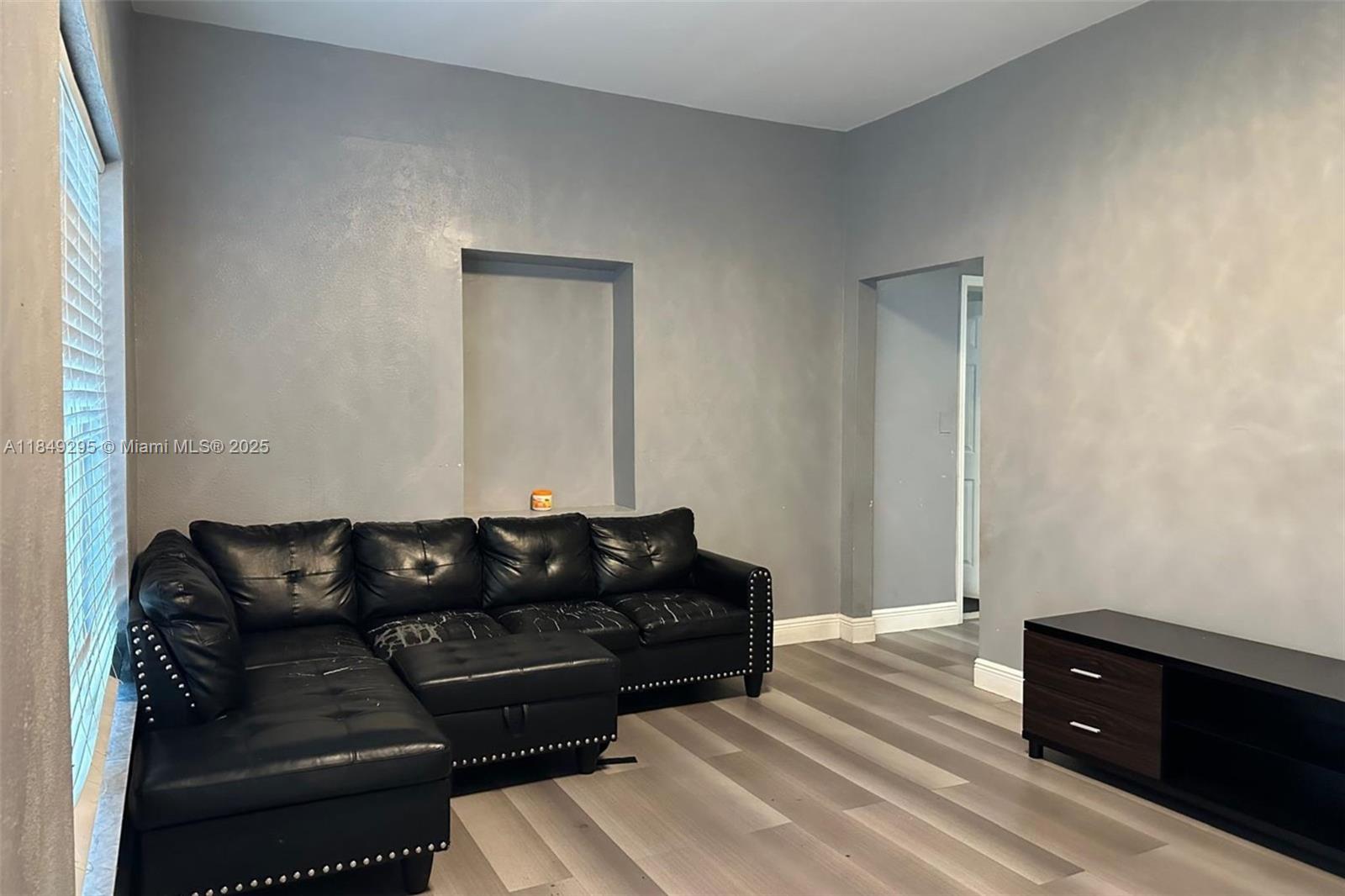 1075 NW 124th St