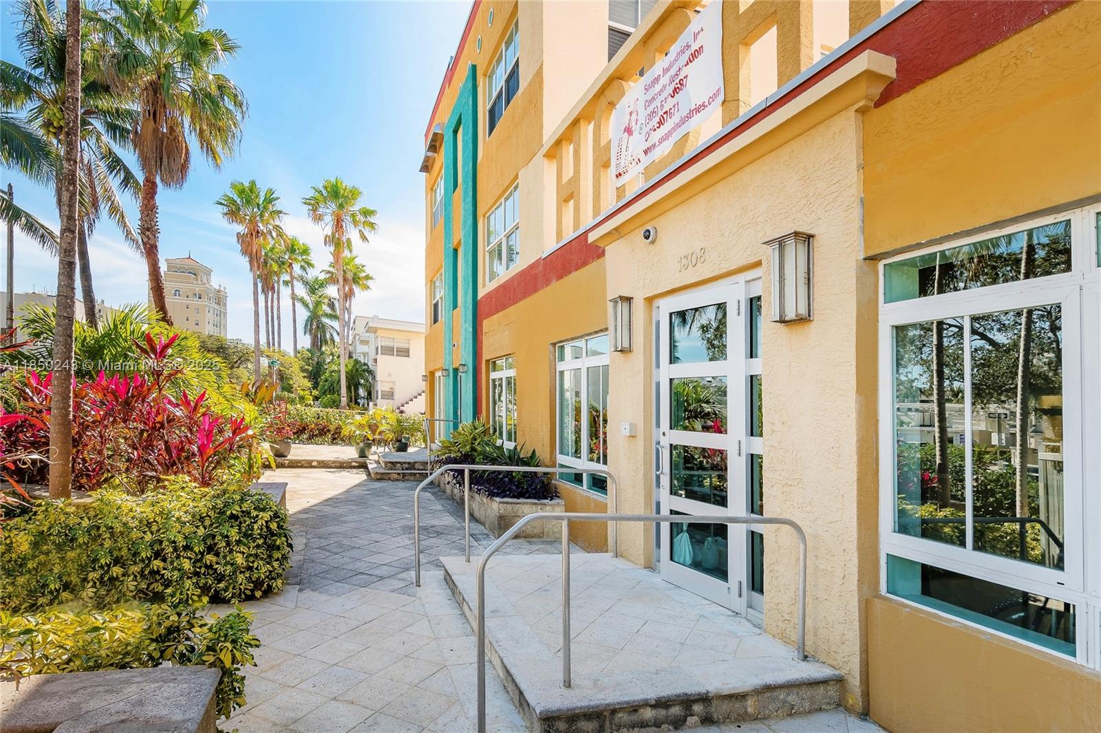 1308 Drexel Ave # 309