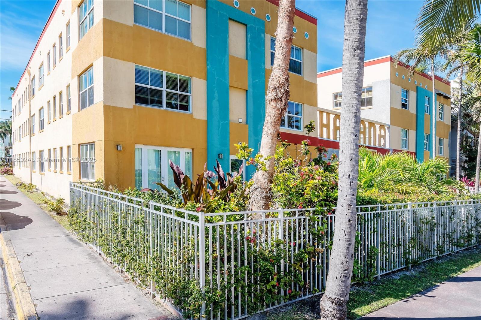1308 Drexel Ave # 309