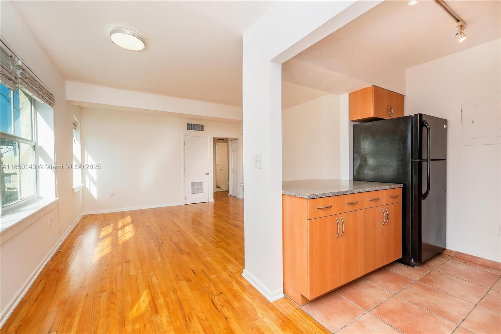 1308 Drexel Ave # 309