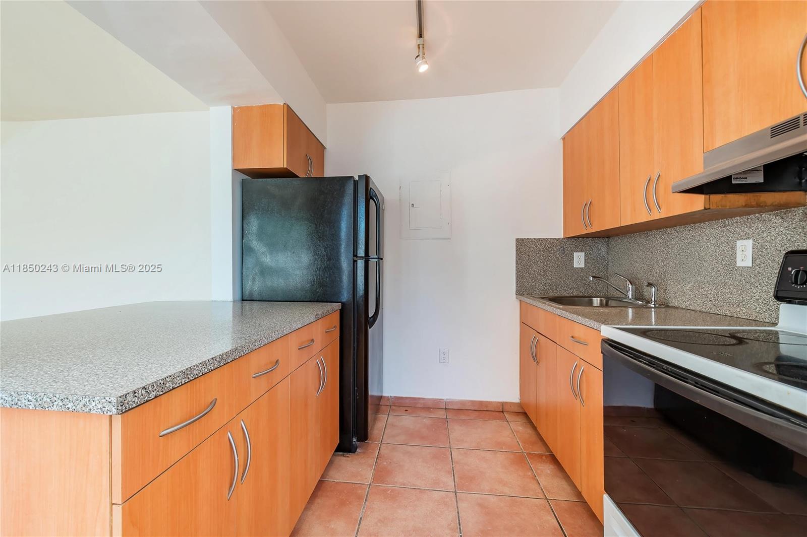 1308 Drexel Ave # 309