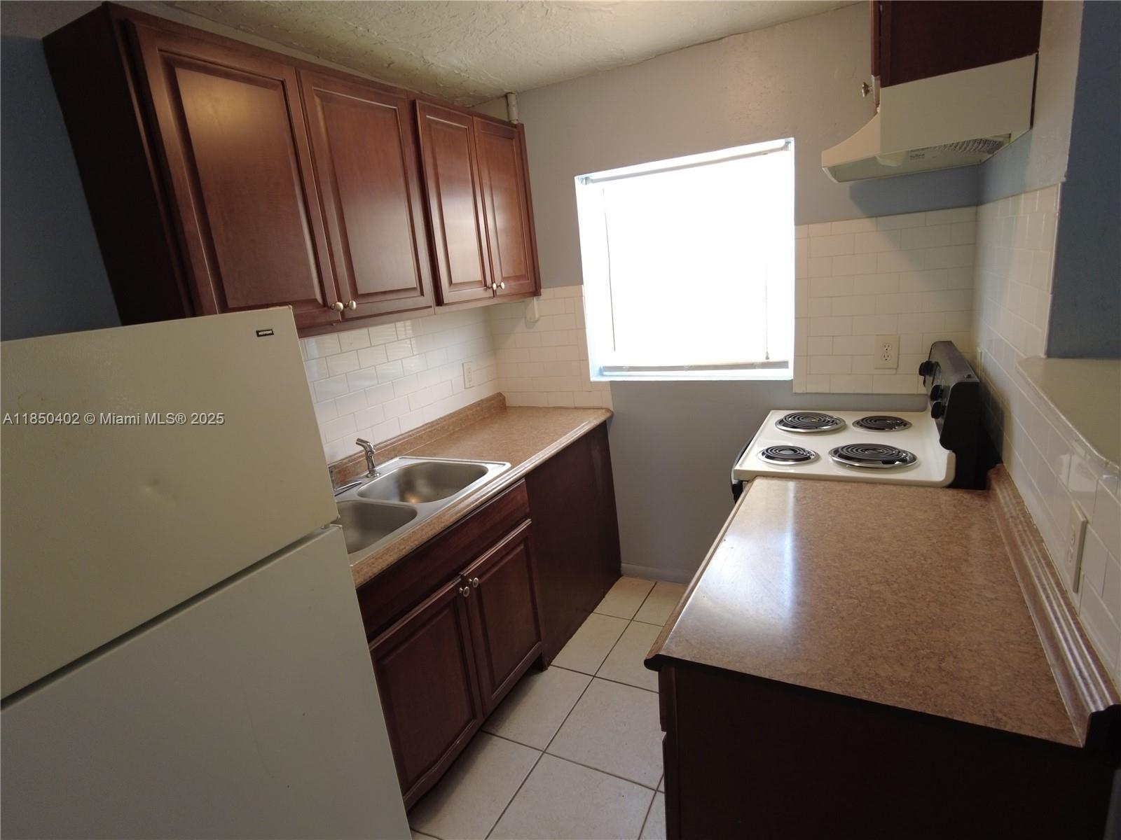 620 NW 16th Ave # 2