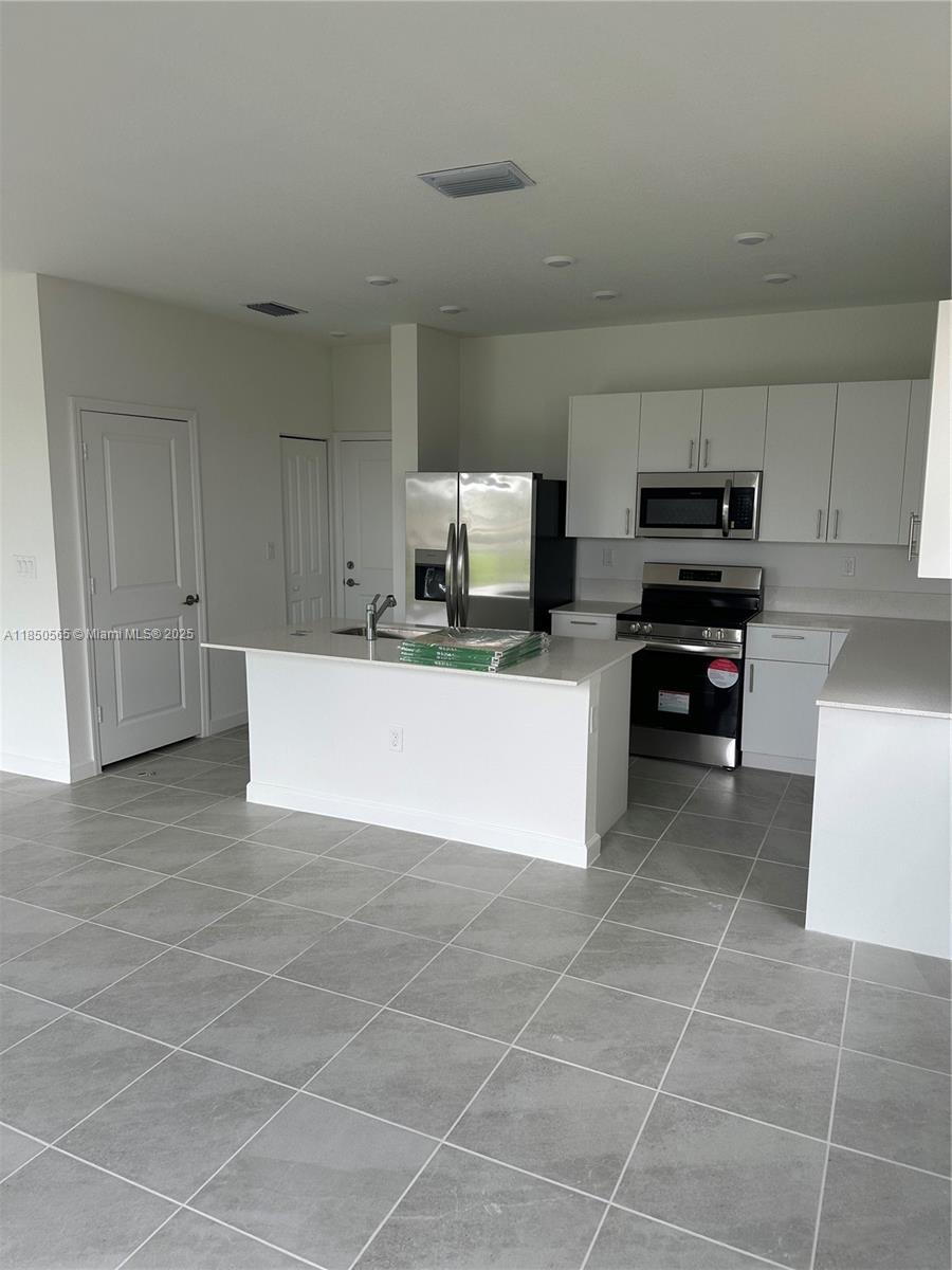 2645 SE 24 CT # 2645