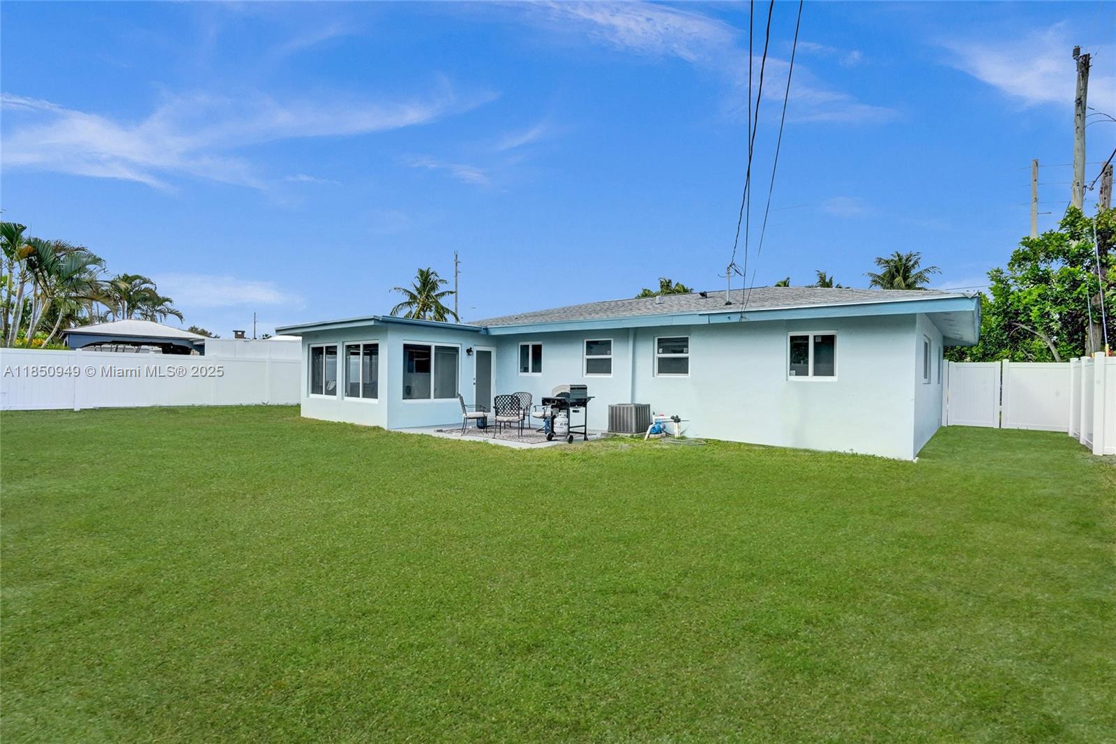 820 NE 8th Street