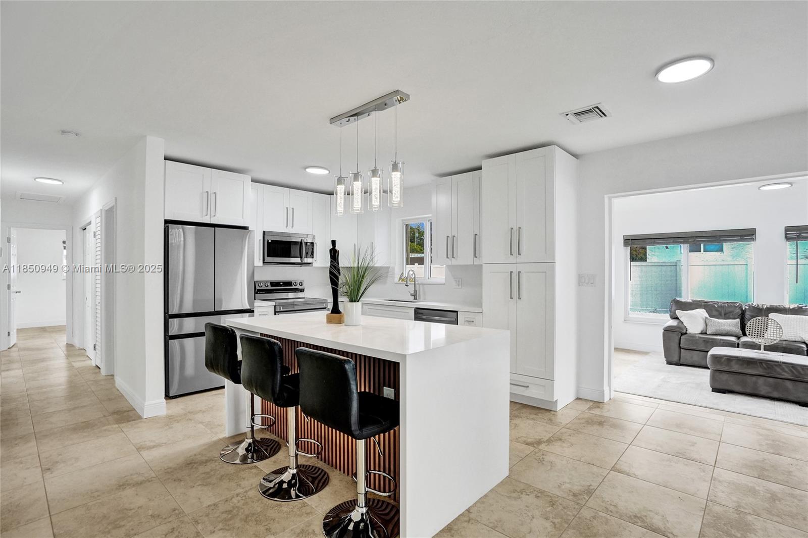 820 NE 8th Street