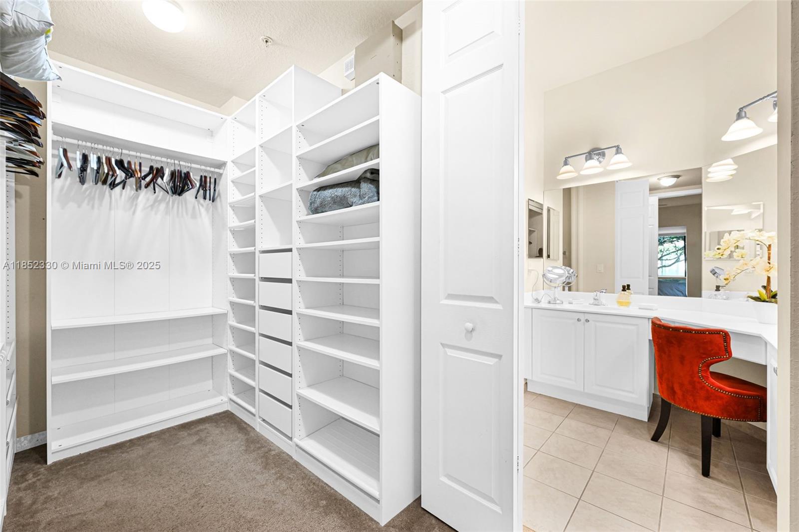3500 Oaks Clubhouse Dr # 101
