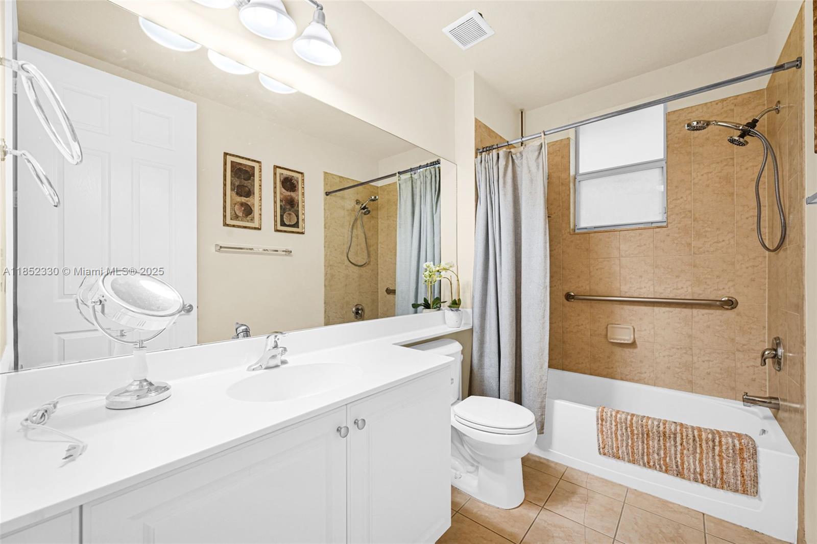 3500 Oaks Clubhouse Dr # 101