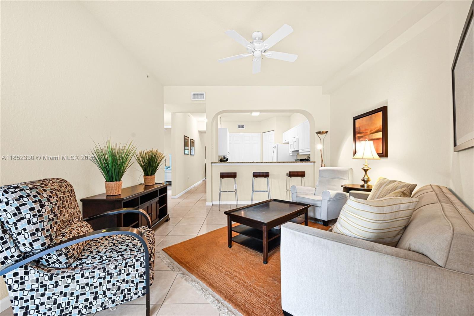 3500 Oaks Clubhouse Dr # 101