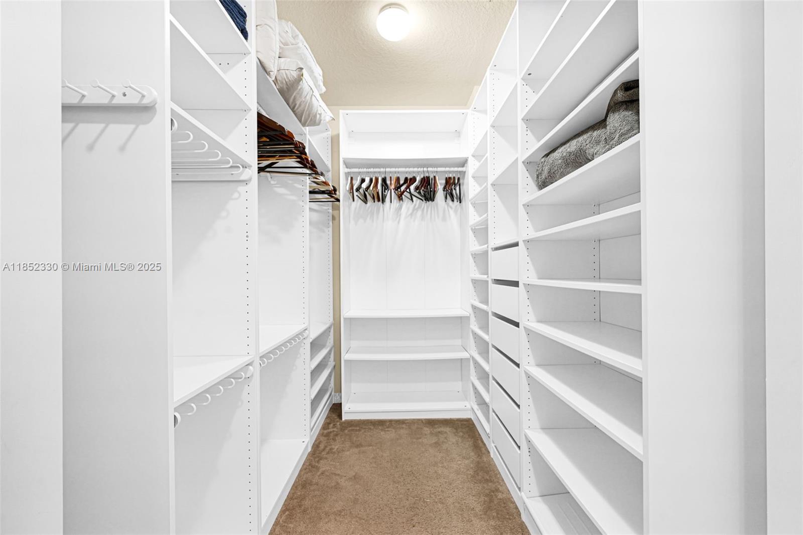 3500 Oaks Clubhouse Dr # 101