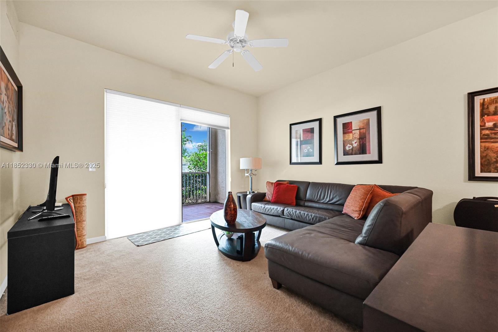 3500 Oaks Clubhouse Dr # 101