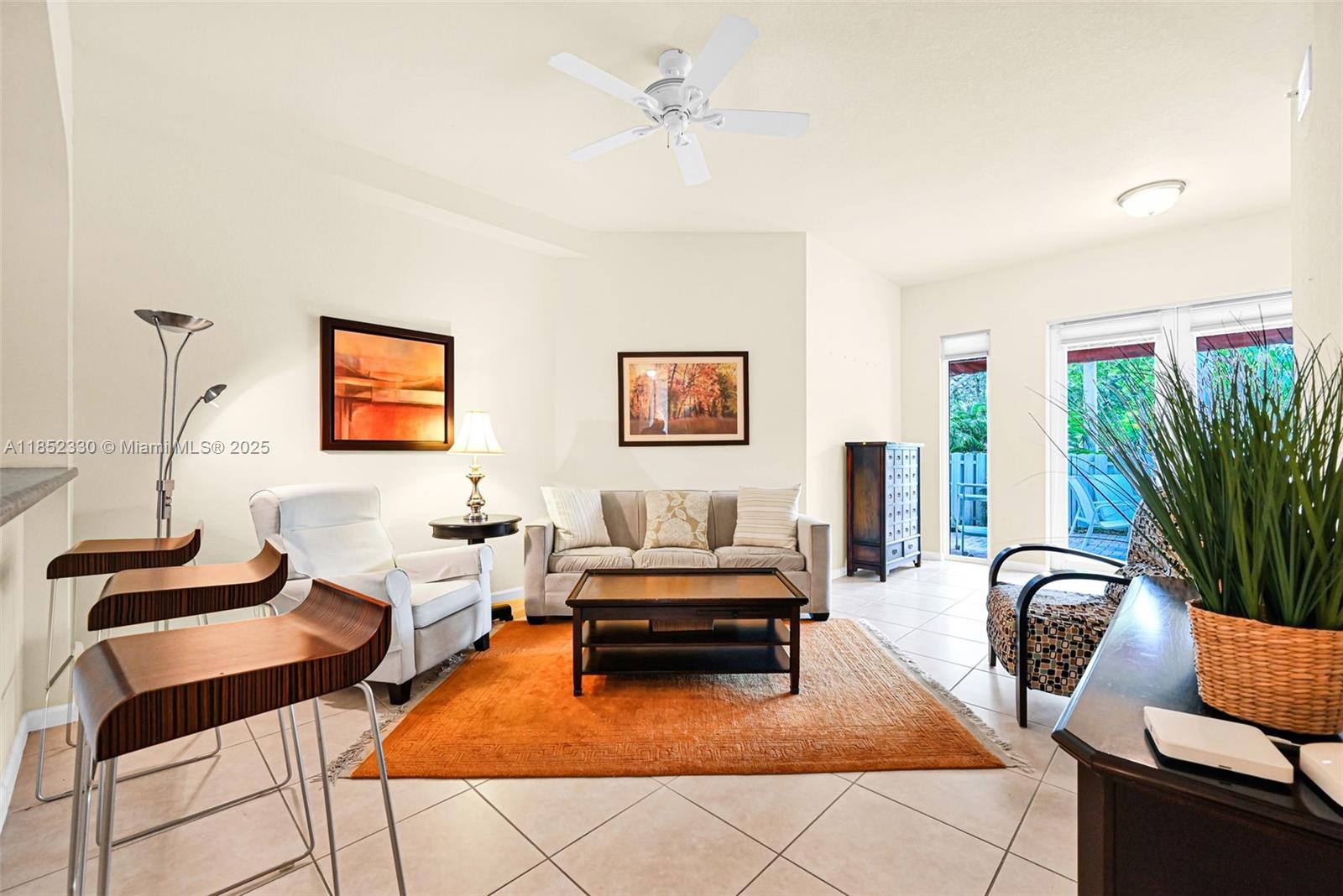3500 Oaks Clubhouse Dr # 101