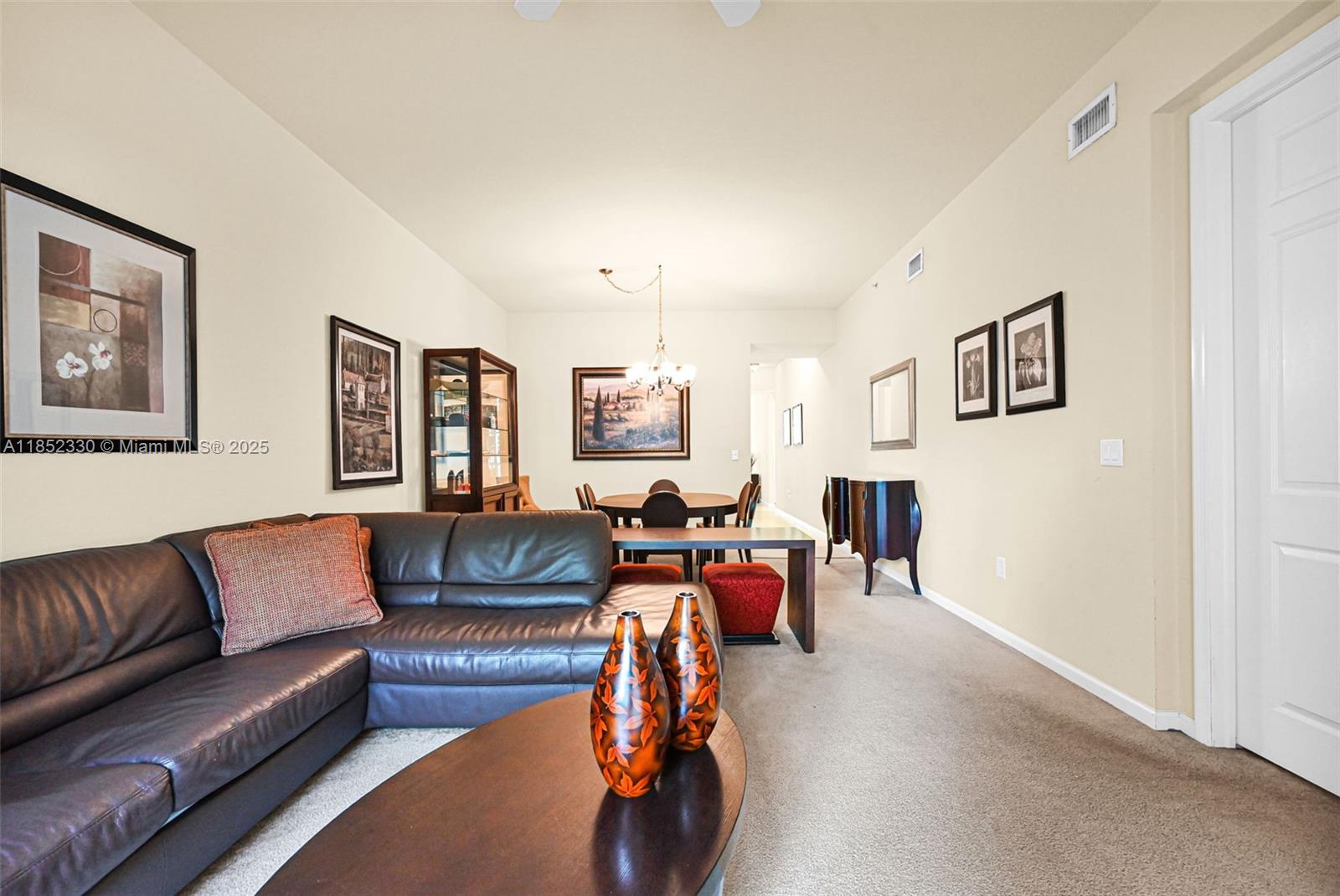 3500 Oaks Clubhouse Dr # 101