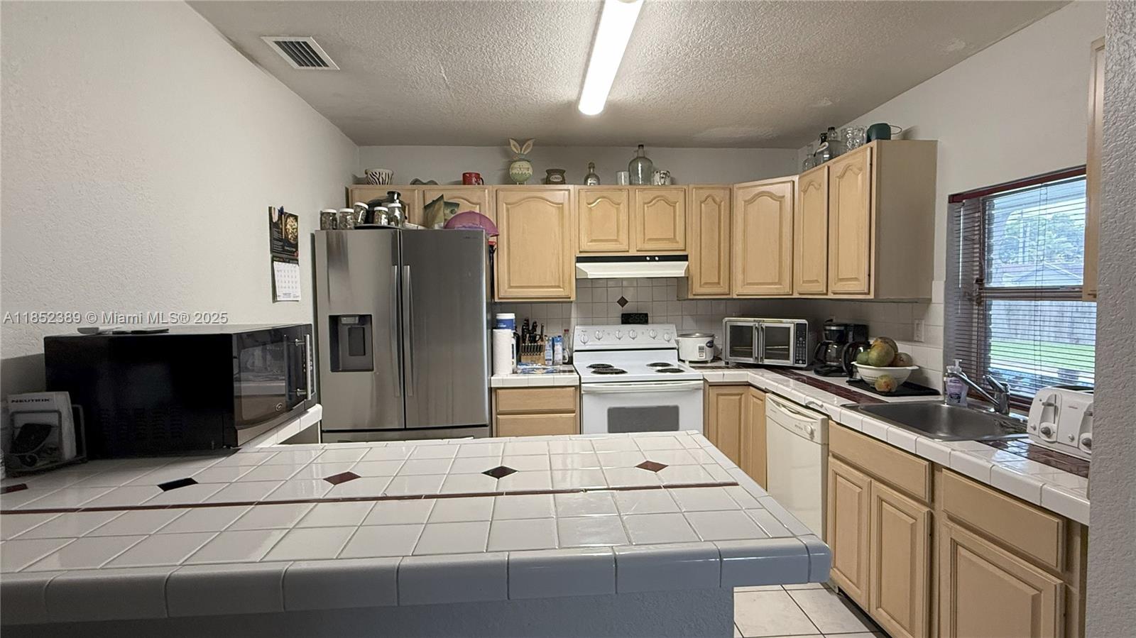 15900 SW 103rd Pl