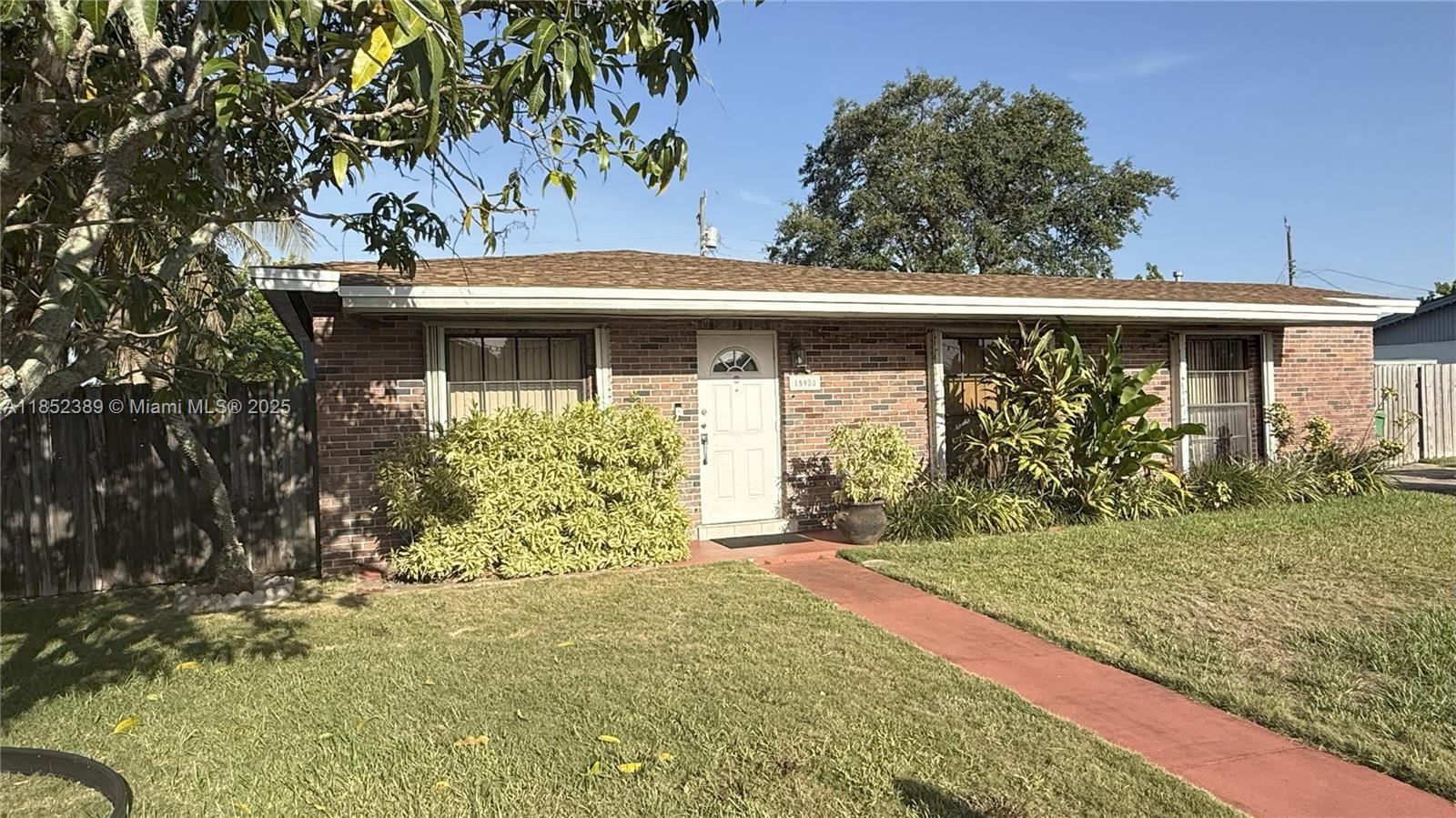 15900 SW 103rd Pl