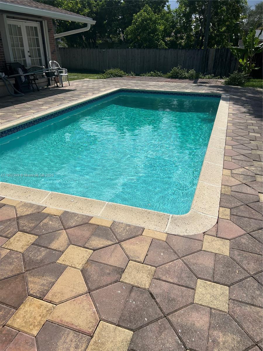 15900 SW 103rd Pl