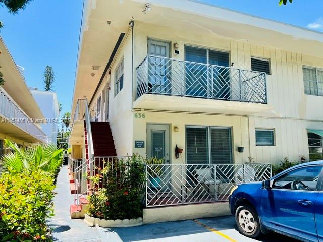 636 Meridian Ave # 3