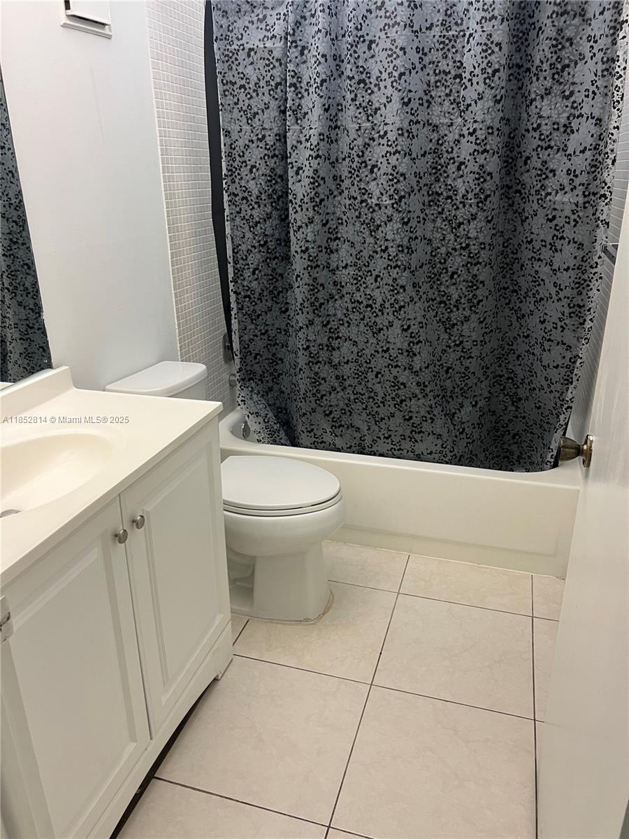 3301 NW 47th Ter # 203