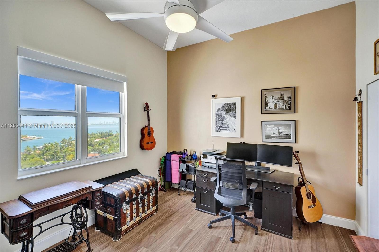 7900 Harbor Island Dr Unit: PH15