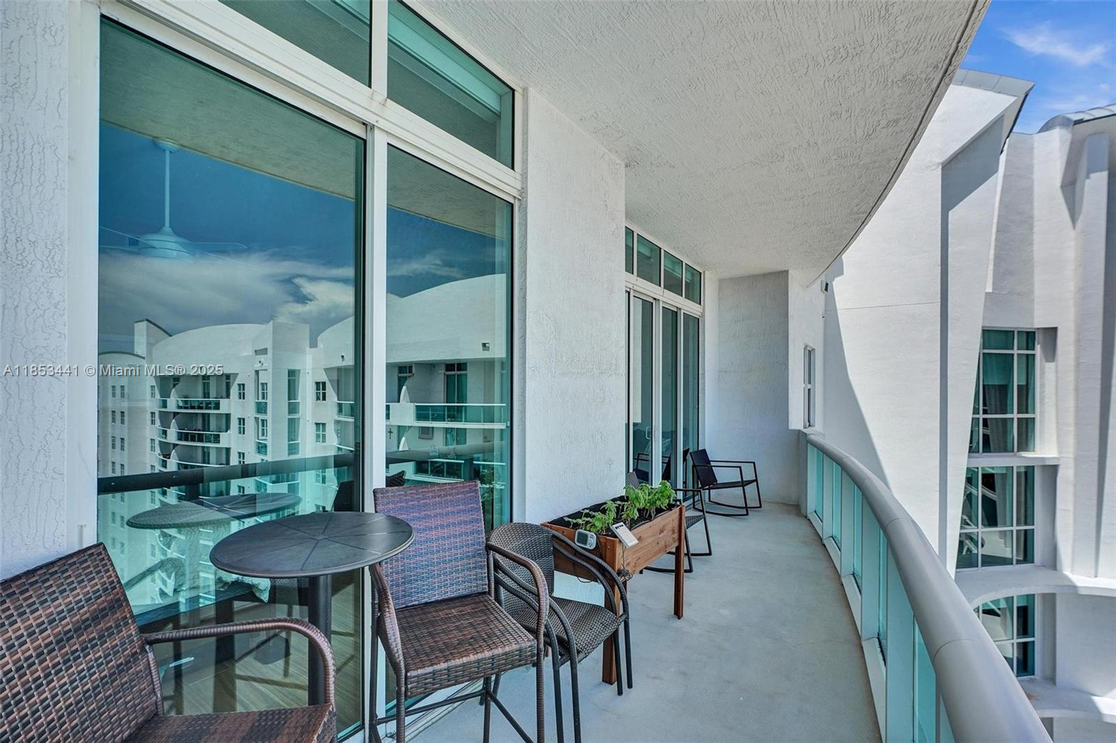 7900 Harbor Island Dr Unit: PH15