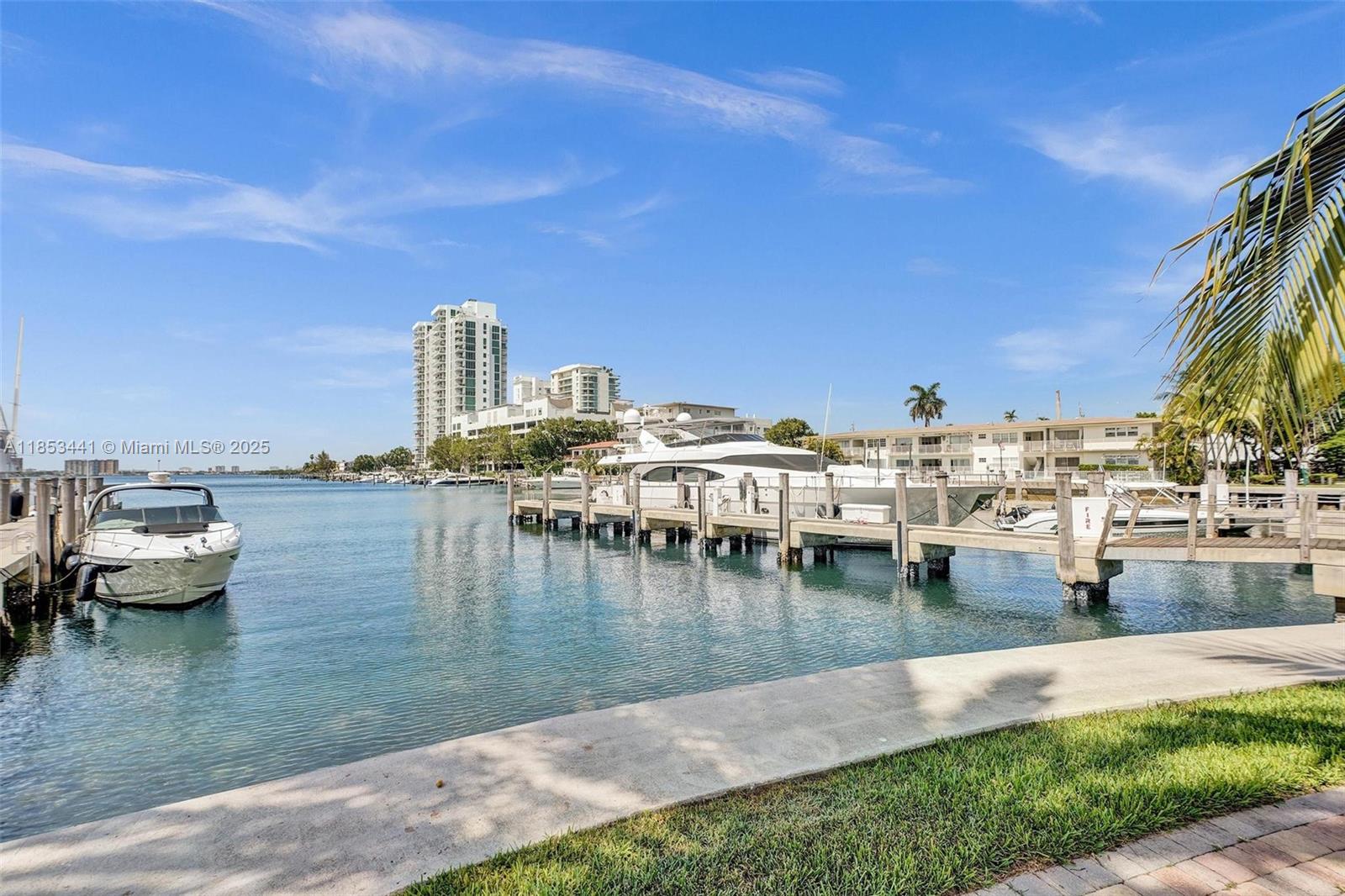 7900 Harbor Island Dr Unit: PH15