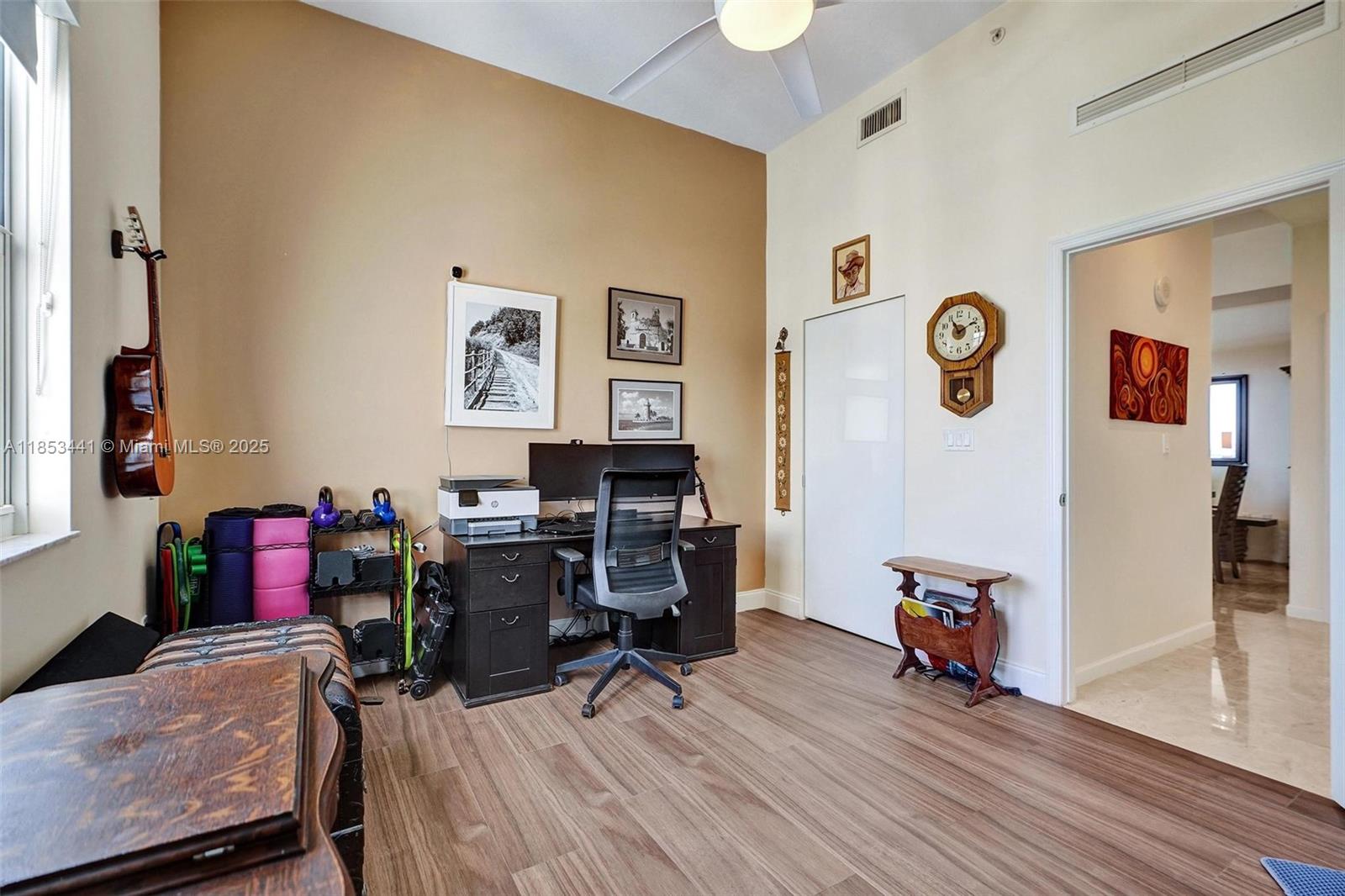 7900 Harbor Island Dr Unit: PH15