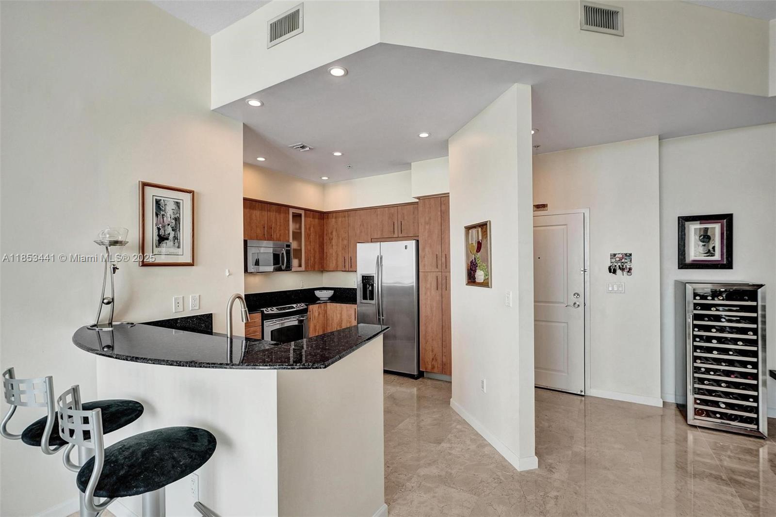 7900 Harbor Island Dr Unit: PH15