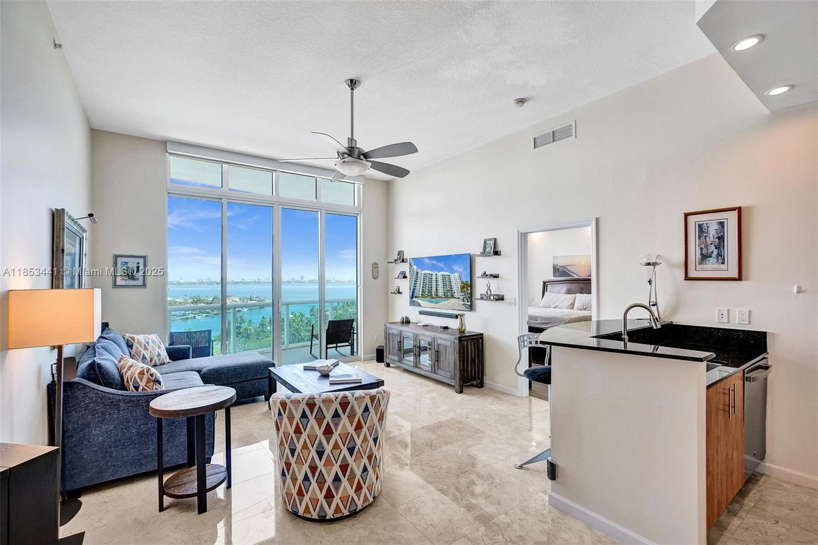 7900 Harbor Island Dr Unit: PH15