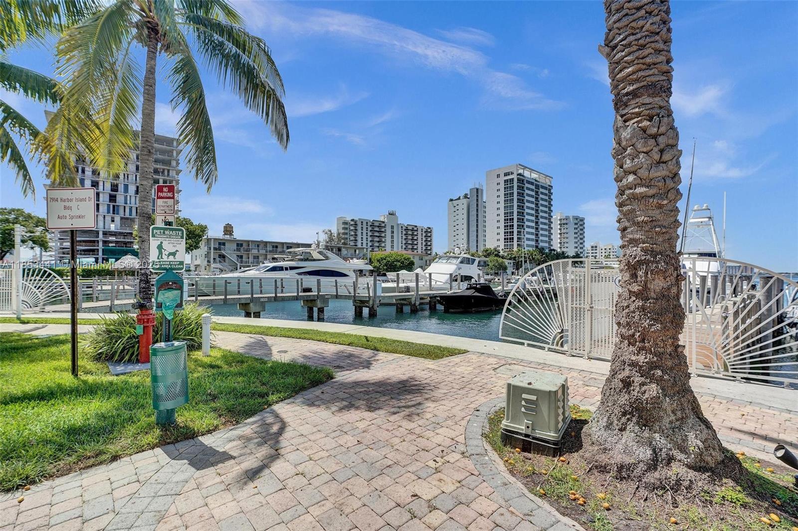 7900 Harbor Island Dr Unit: PH15