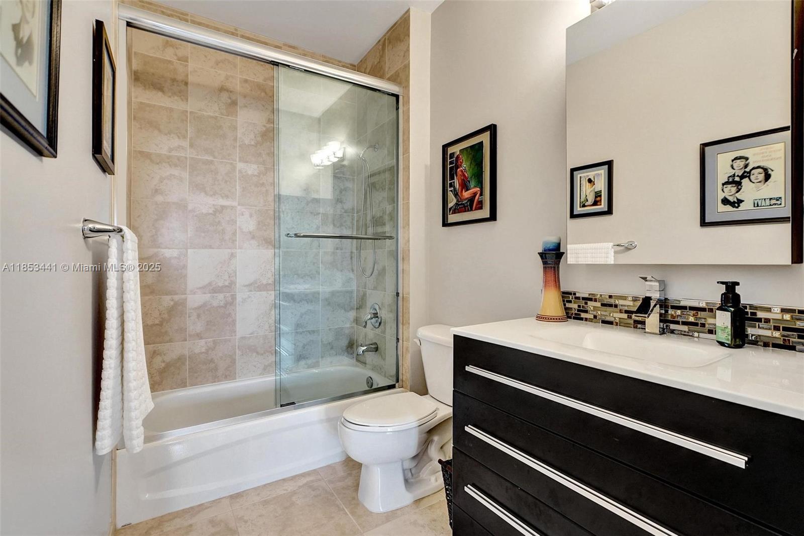 7900 Harbor Island Dr Unit: PH15