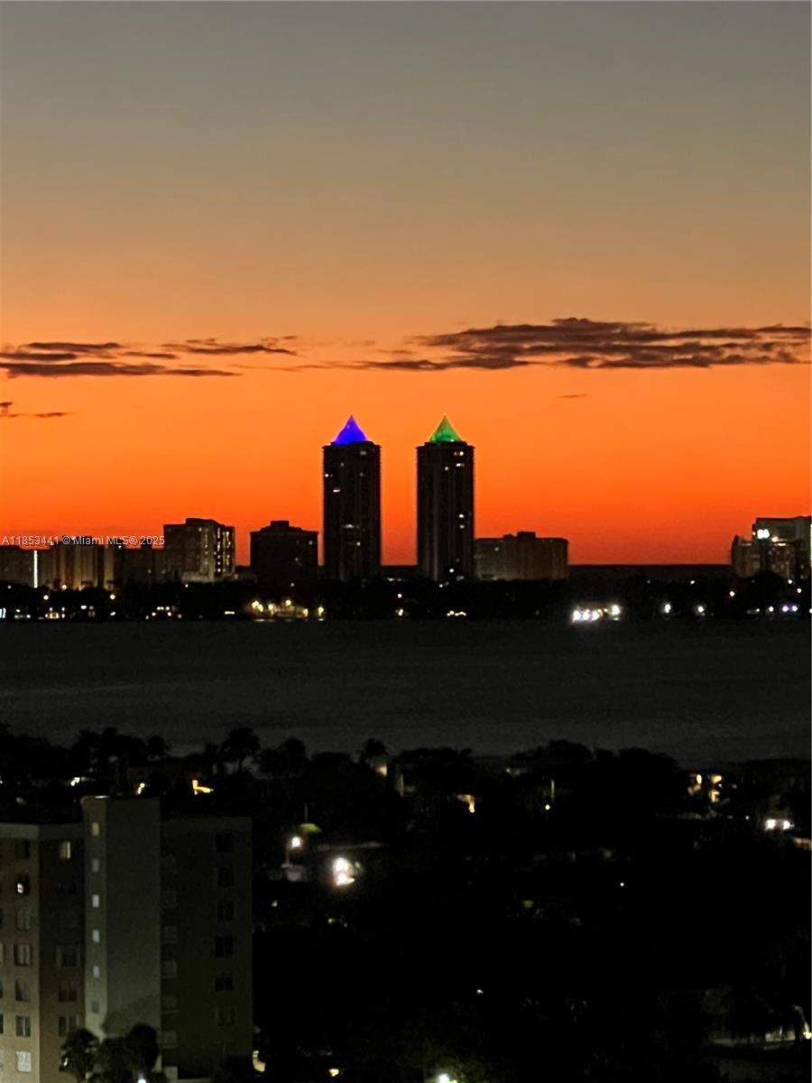 7900 Harbor Island Dr Unit: PH15