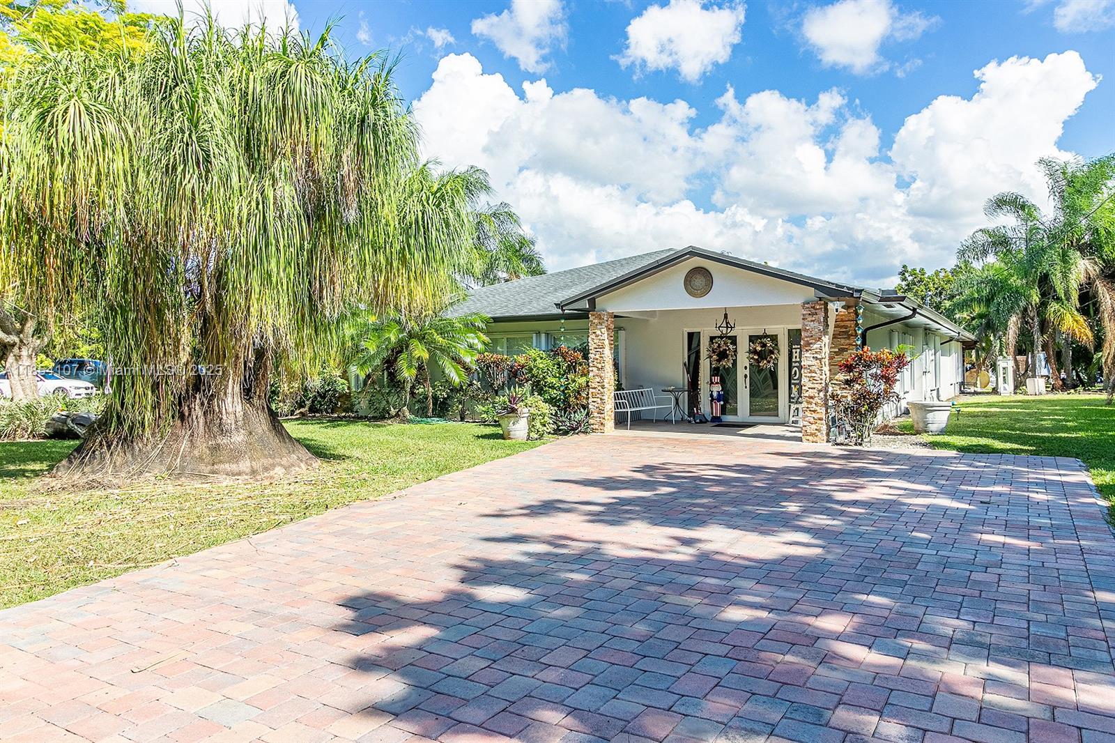 23905 SW 167th Ave